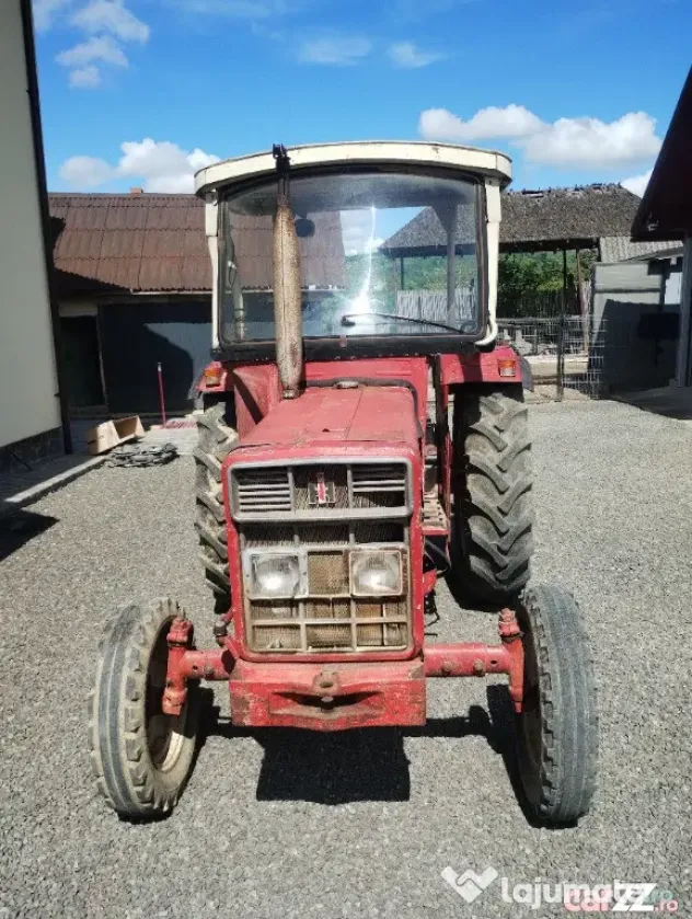 Tractor international 453