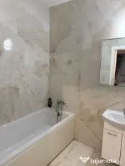 Apartament lux, bloc nou, 71,70 mp, garaj inclus, zona Calea