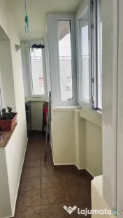 Dristor papiu ilarin cu parcare etaj 8 