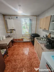APARTAMENT DE VANZARE CU 2 CAMERE DECOMANDATE 