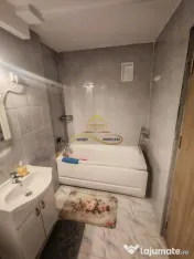 APARTAMENT DE VANZARE CU 2 CAMERE DECOMANDATE 