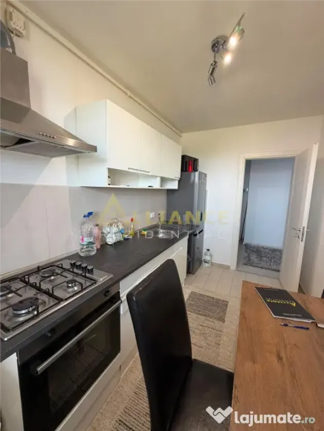 EXCLUSIVITATE - 2 CAMERE PARCARE INCLUS IN PRET - 110.000€