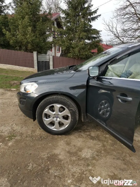 VOLVO XC60 2012 — imagine 4