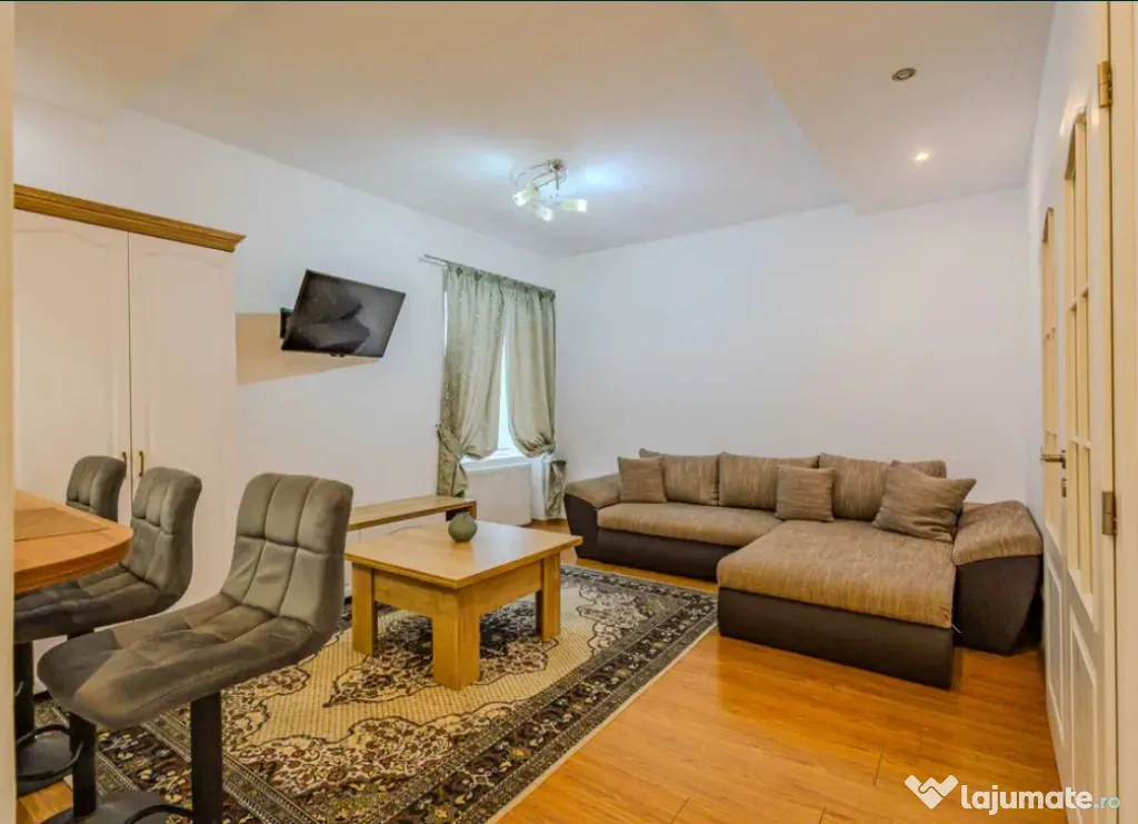 Apartament 2 camere | Centrul Istoric | Mobiat si Utilat |Curte Comuna
