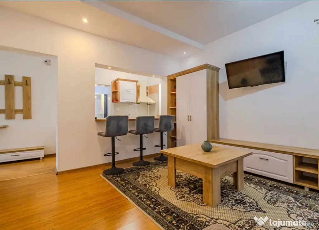 Apartament 2 camere | Centrul Istoric | Mobiat si Utilat |Curte Comuna