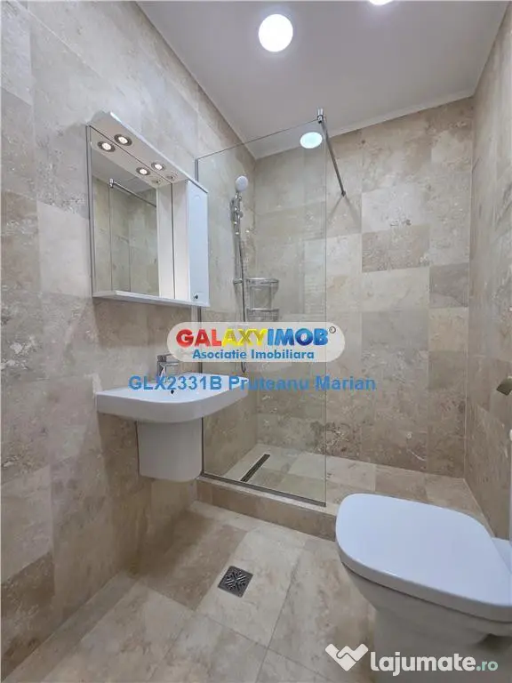 Apartament cu 3 camere Premium situat apropae de Brancusi