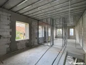 Vila in curs de renovare, teren 370mp, retras | adiacent ... 