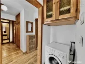 Apartament decomandat cu 4 camere orientat sud zona Cerna 