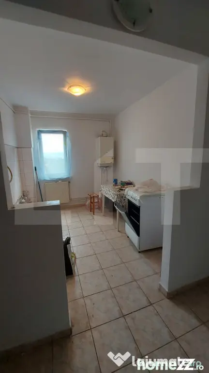 Apartament 2 camere semidecomandate, 40 mp+balcon, str. Romu - Sfantu Gheorghe (Covasna)