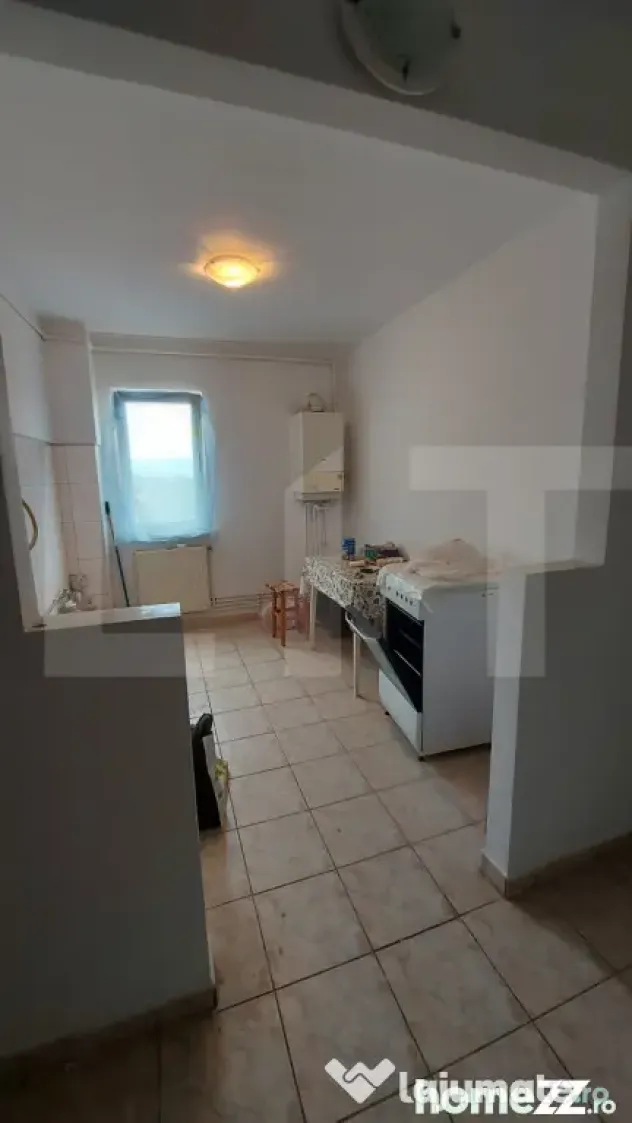 Apartament 2 camere semidecomandate, 40 mp+balcon, str. Romu - Sfantu Gheorghe (Covasna)
