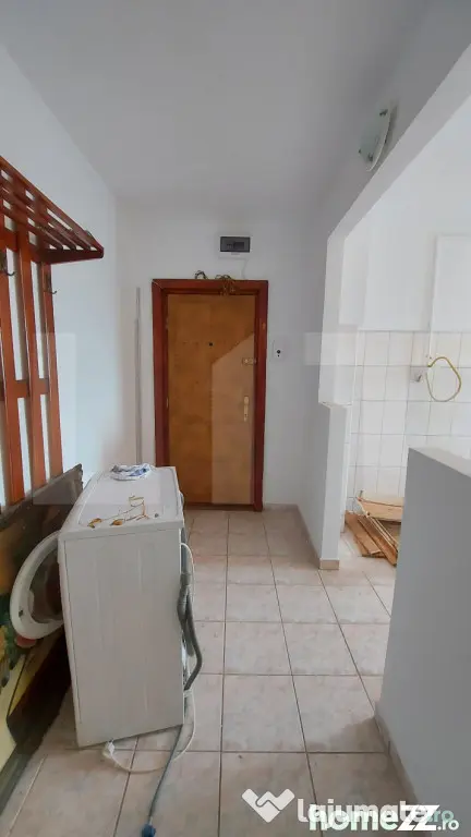 Apartament 2 camere semidecomandate, 40 mp+balcon, str. Romu - Sfantu Gheorghe (Covasna)