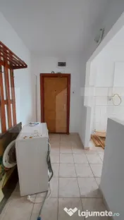 Apartament 2 camere semidecomandate, 40 mp+balcon, str. Romu 