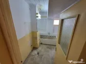 2 camere, etaj intermediar, ultracentral, ideal ce vrei. 
