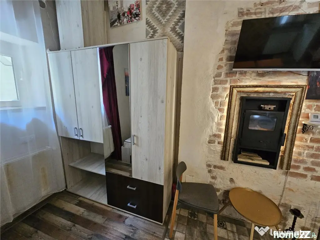 Investitie la cheie in zona centrala! 2 apartamente la casa,