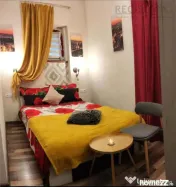 Investitie la cheie in zona centrala! 2 apartamente la casa,