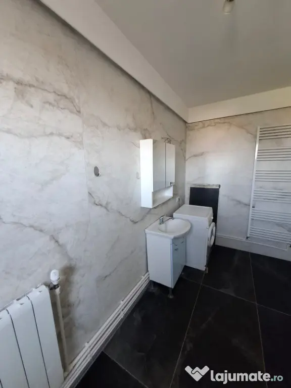 Inchiriez apart 3 camere Parneava - Str. Oituz ID: RH-45313-property