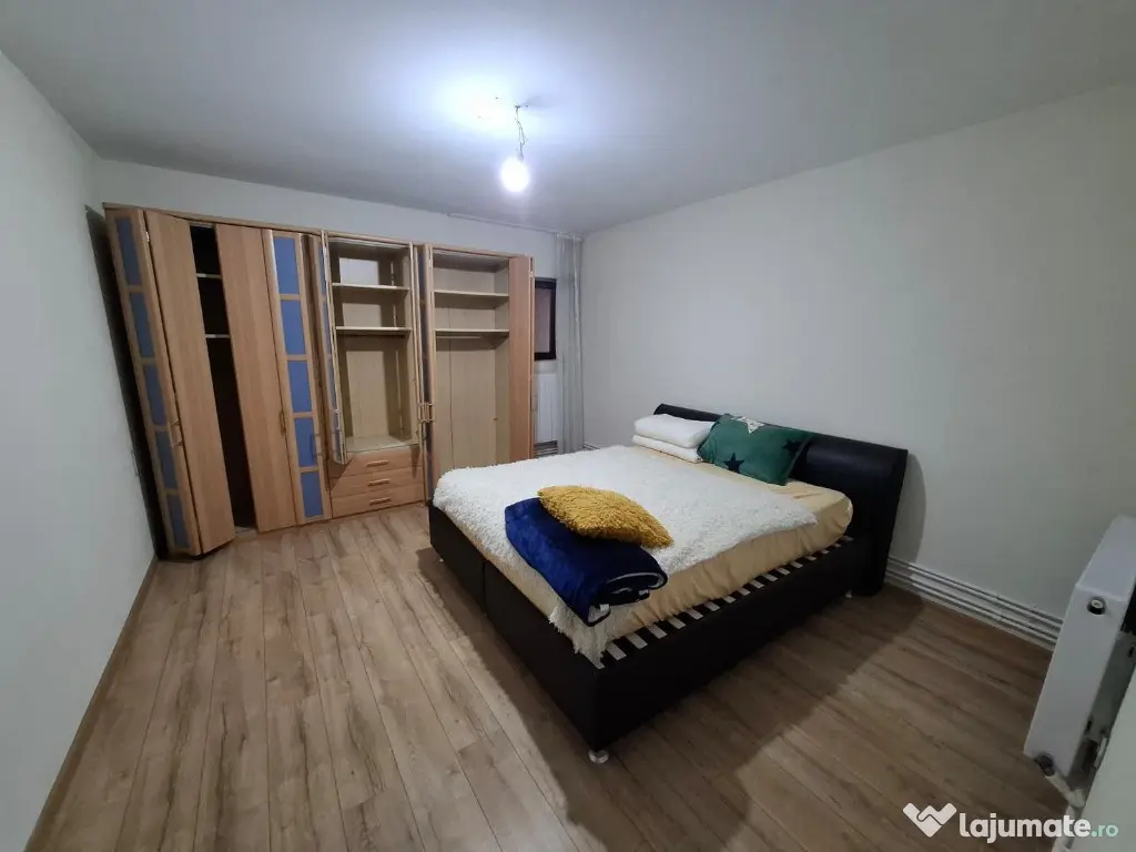Inchiriez apart 3 camere Parneava - Str. Oituz ID: RH-45313-property