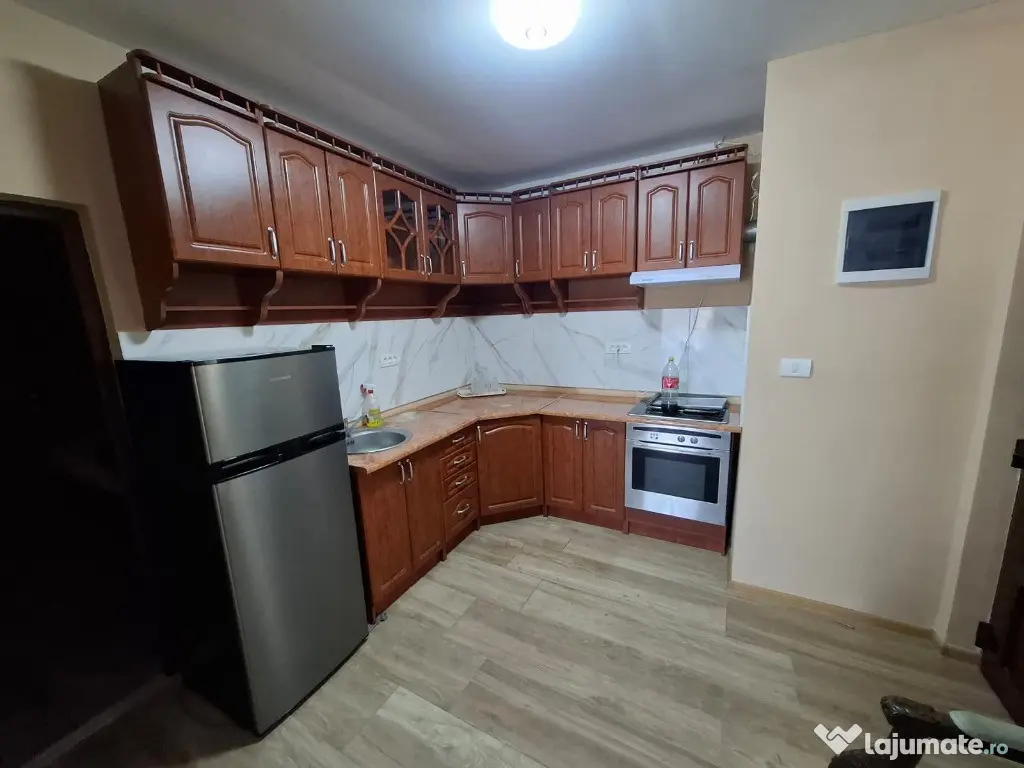 Inchiriez apart 3 camere Parneava - Str. Oituz ID: RH-45313-property