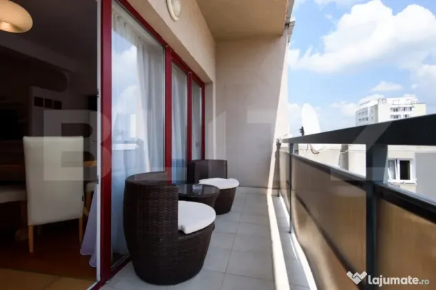 Apartament 2 camere, terasă, parcare inclusă, zona strazii