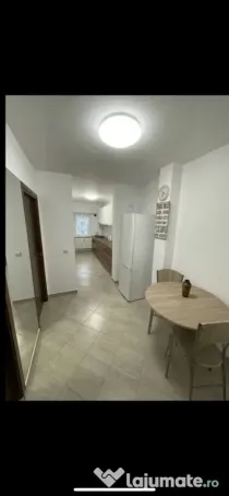Piata sudului etaj 2 cercetatorilor