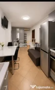 Apartament de vanzare mobilat si utilat