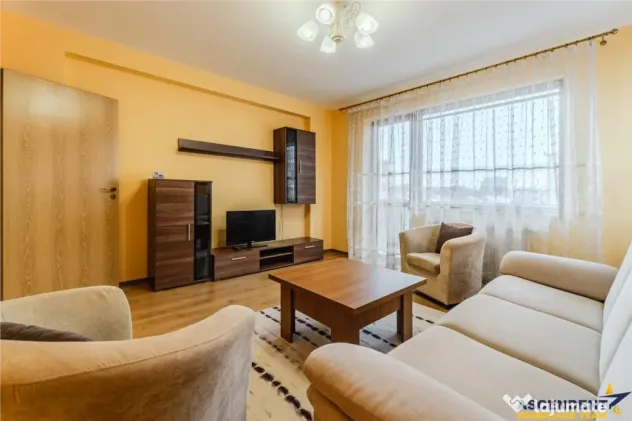 Apartament 3 camere,2 bai, decomandat, accesorizat, parcare