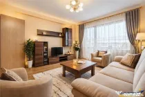Apartament 3 camere,2 bai, decomandat, accesorizat, parcare