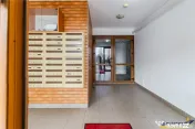 Apartament 3 camere,2 bai, decomandat, accesorizat, parcare
