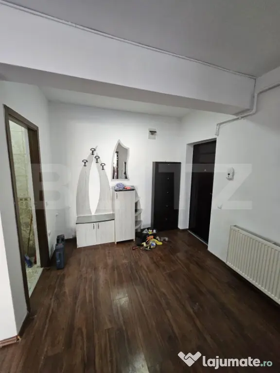 Apartament decomandat, cu 1 camera, 41 mp utili, parcare, zo