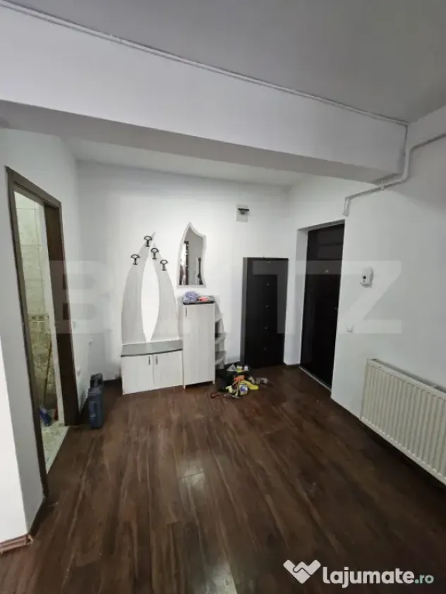 Apartament decomandat, cu 1 camera, 41 mp utili, parcare, zo