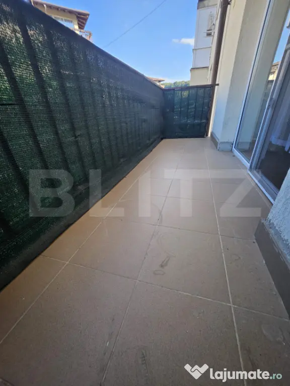 Apartament decomandat, cu 1 camera, 41 mp utili, parcare, zo