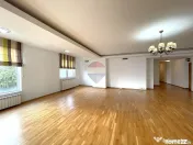 Nordului Aron Cotrus, 4 camere, langa Satul Francez