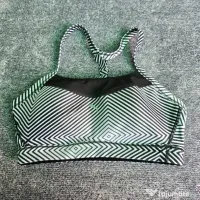 Bustieră sport Puma damă mărimea S negru/alb nouă fără etichetă