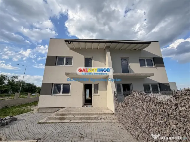 Casa Tip Duplex Cristian Intabulata Cu Toate Utilitatile