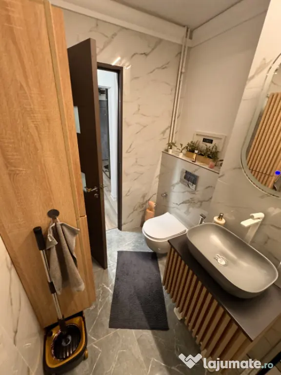 Apartament decomandat, 2camere 55 mp, zona Rovine