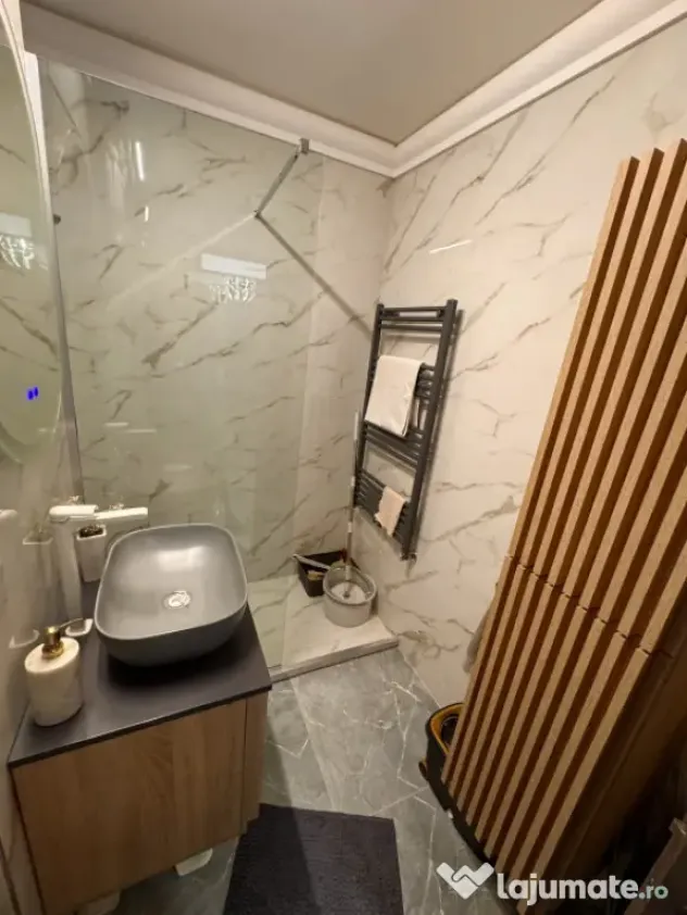 Apartament decomandat, 2camere 55 mp, zona Rovine