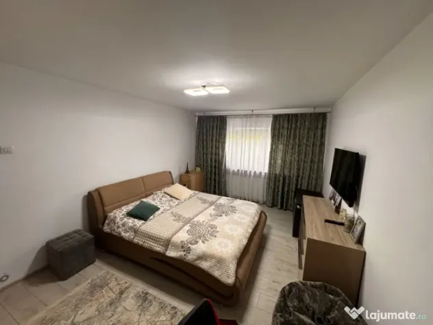 Apartament decomandat, 2camere 55 mp, zona Rovine