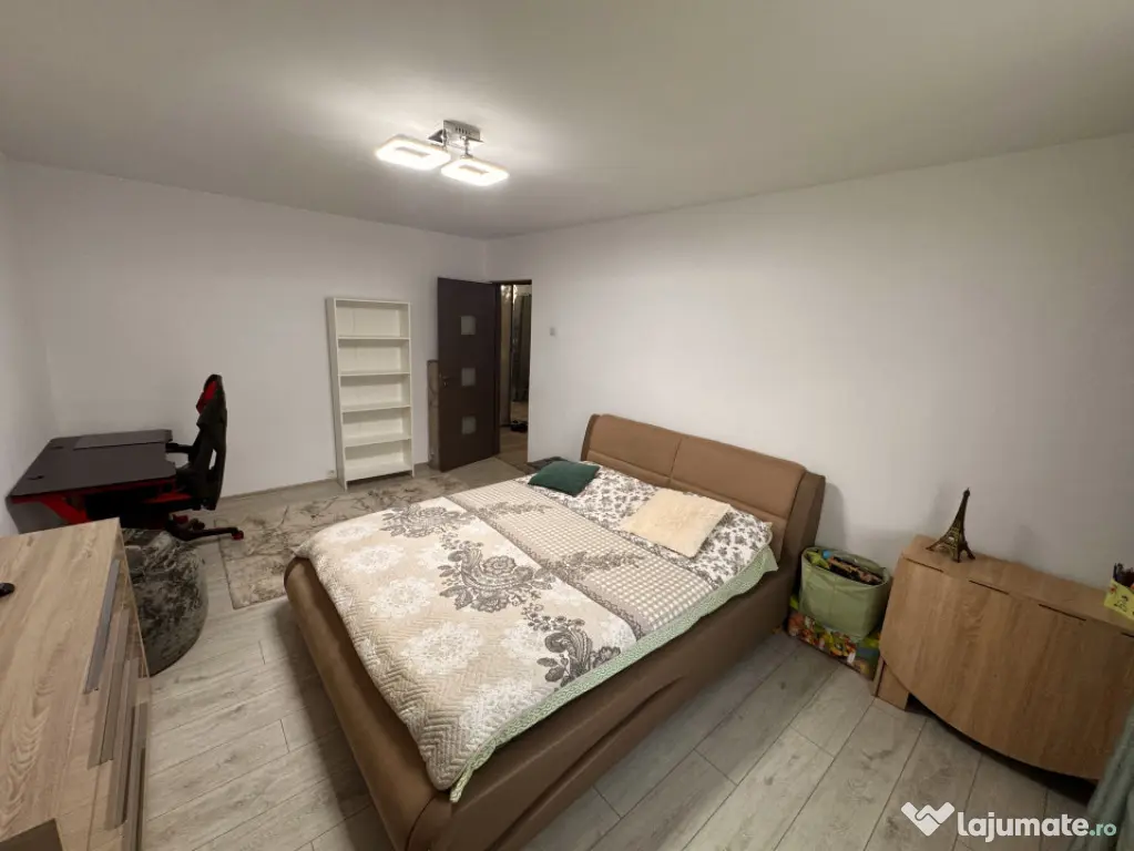 Apartament decomandat, 2camere 55 mp, zona Rovine