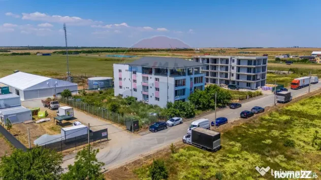 Aparthotel / Clădire 24-28 unități lângă viitoarea s... - Costinesti (Constanta)