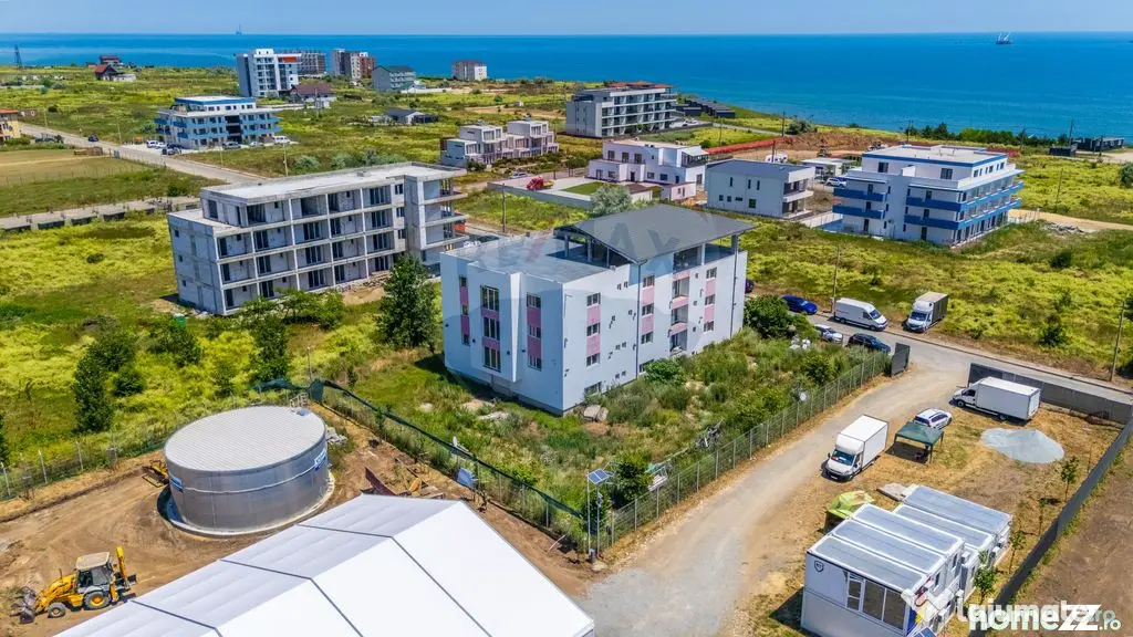 Aparthotel / Clădire 24-28 unități lângă viitoarea s... - Costinesti (Constanta)