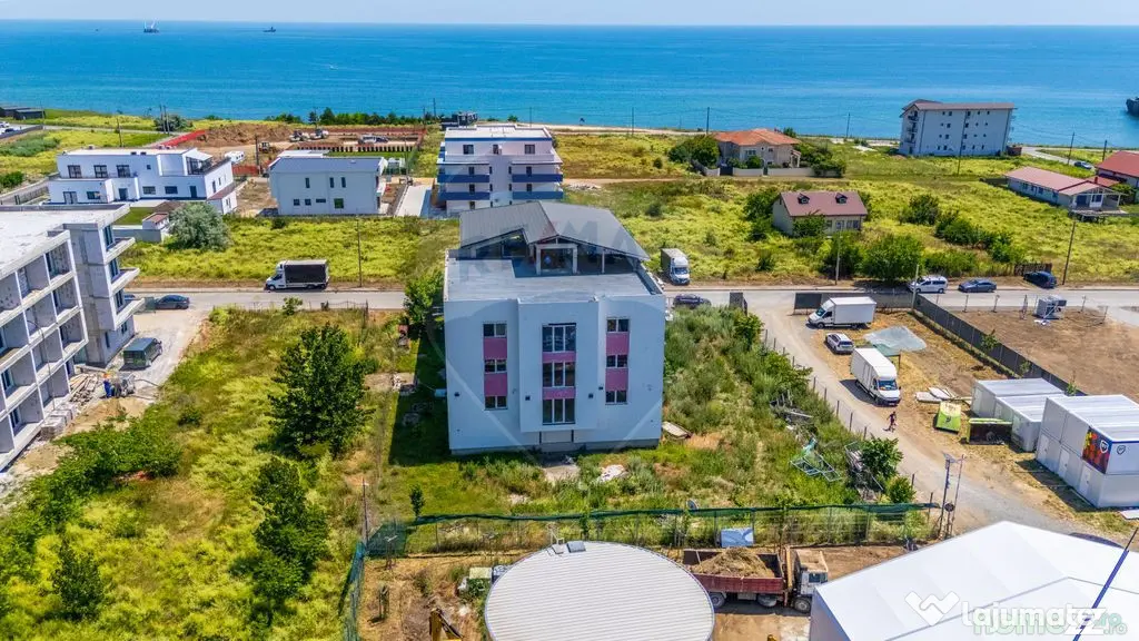 Aparthotel / Clădire 24-28 unități lângă viitoarea s... - Costinesti (Constanta)