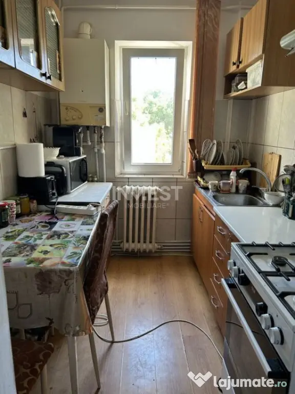 Apartament de vanzare 3 camere, zona Pacurari, Iasi