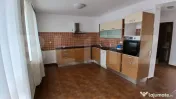 Vilă de vânzare, 300 mp, zona Livezeni 