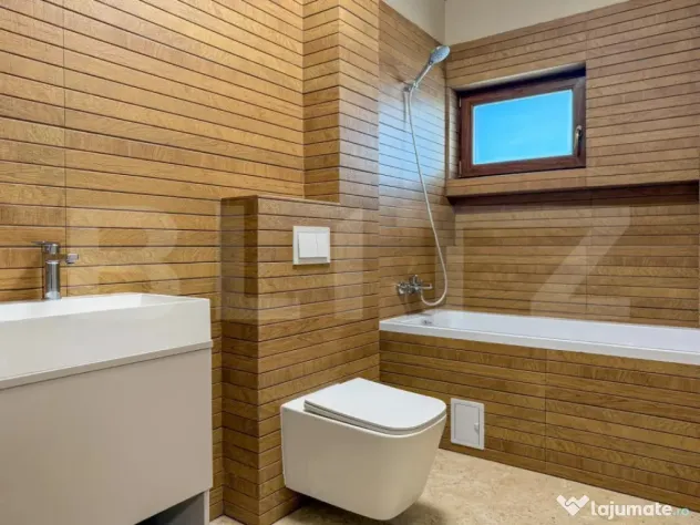 Apartament 3 camere, loc de parcare, 60.35 mp, zona Galata