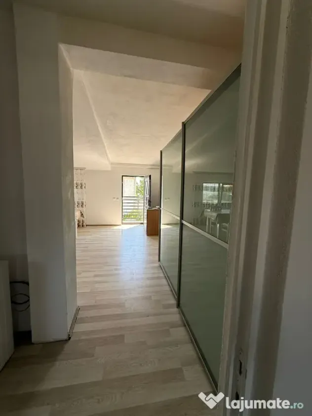 Apartament de închiriat