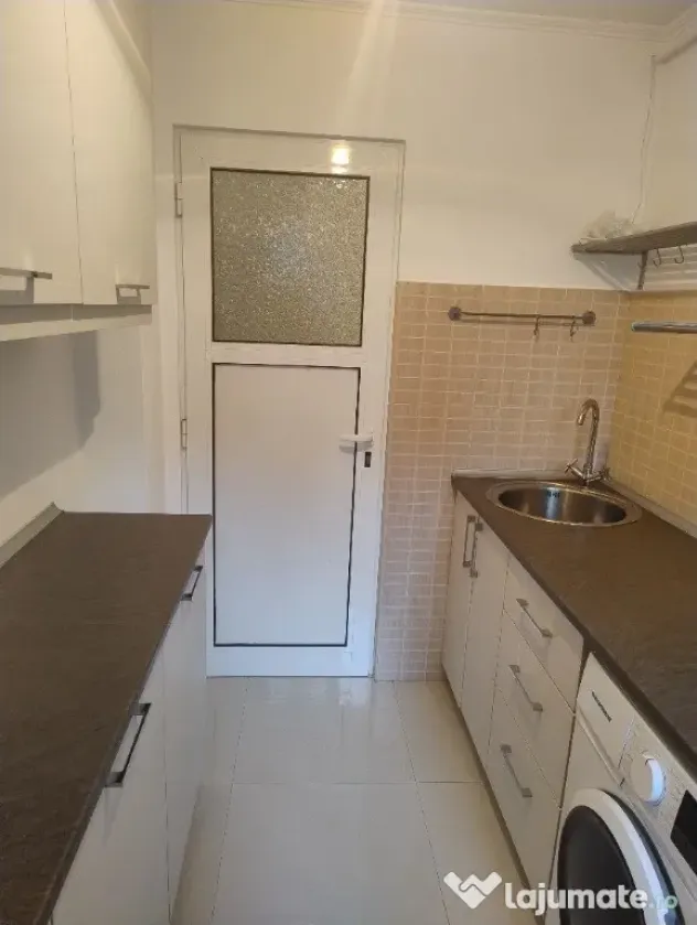 Garsoniera 30mp finisaje lux mobilata 77.000 EUR (proprietar) bloc2003