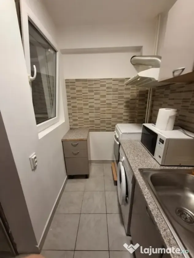 Proprietar inchiriez garsoniera pet friendly Vitan sector 3