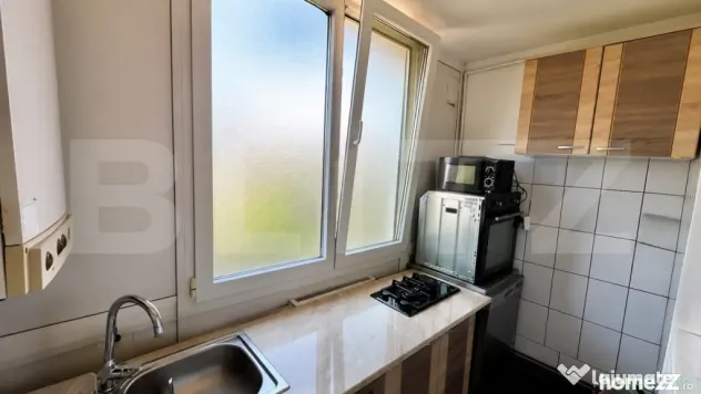 Apartament cu 2 camere, 51 mp, etaj intermediar, zona Mercur - Alba Iulia (Alba)