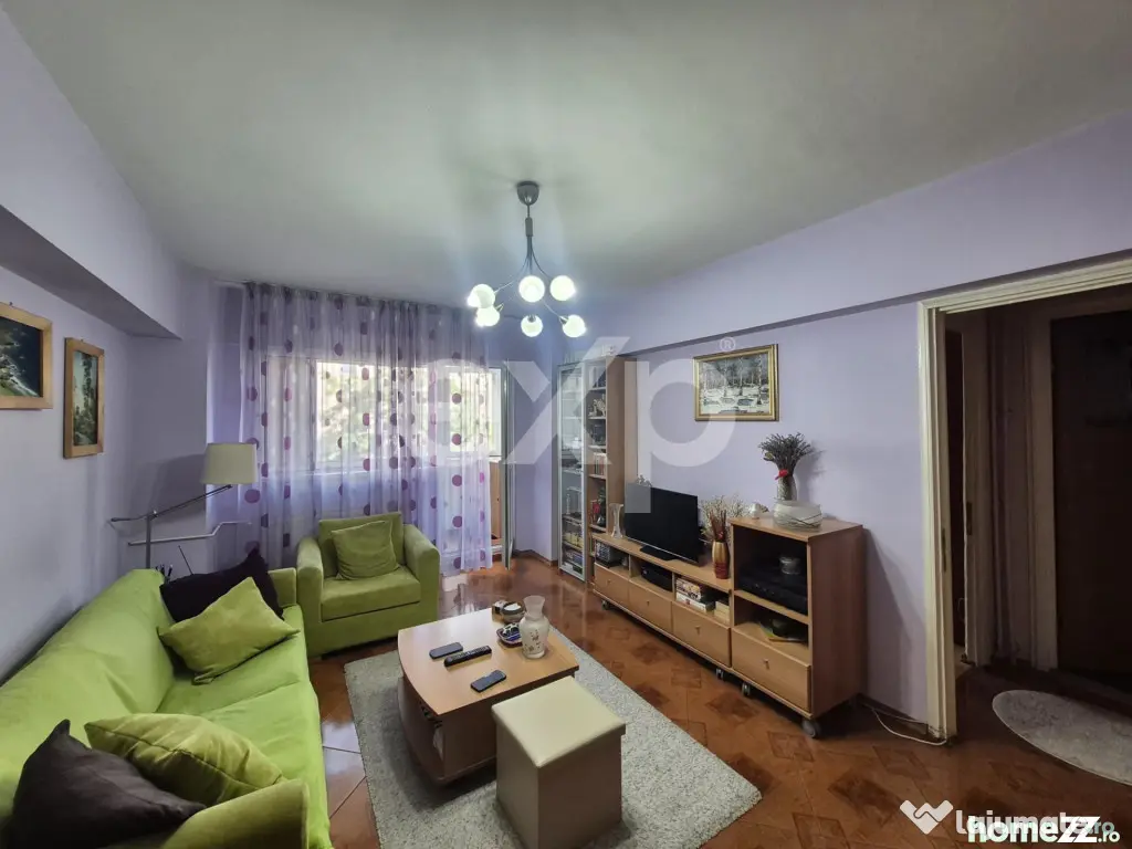 De vanzare I 3 camere luminoase | Basarabia - Arena National