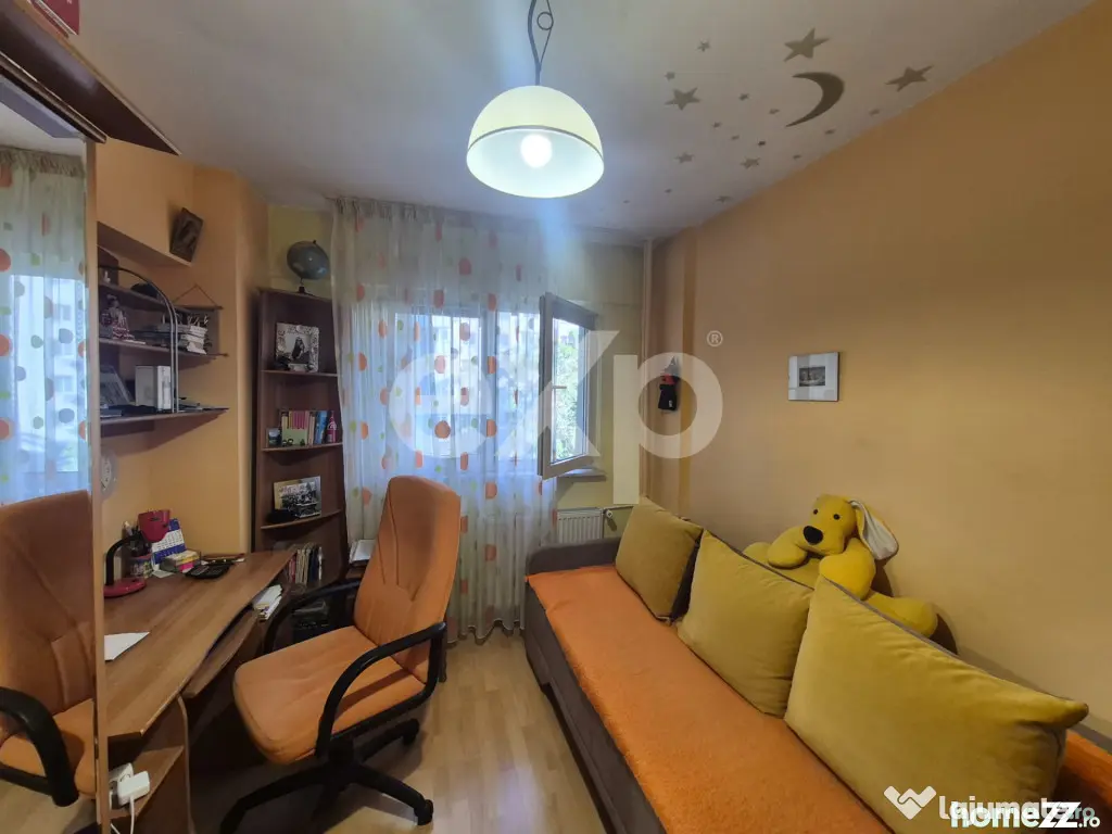De vanzare I 3 camere luminoase | Basarabia - Arena National